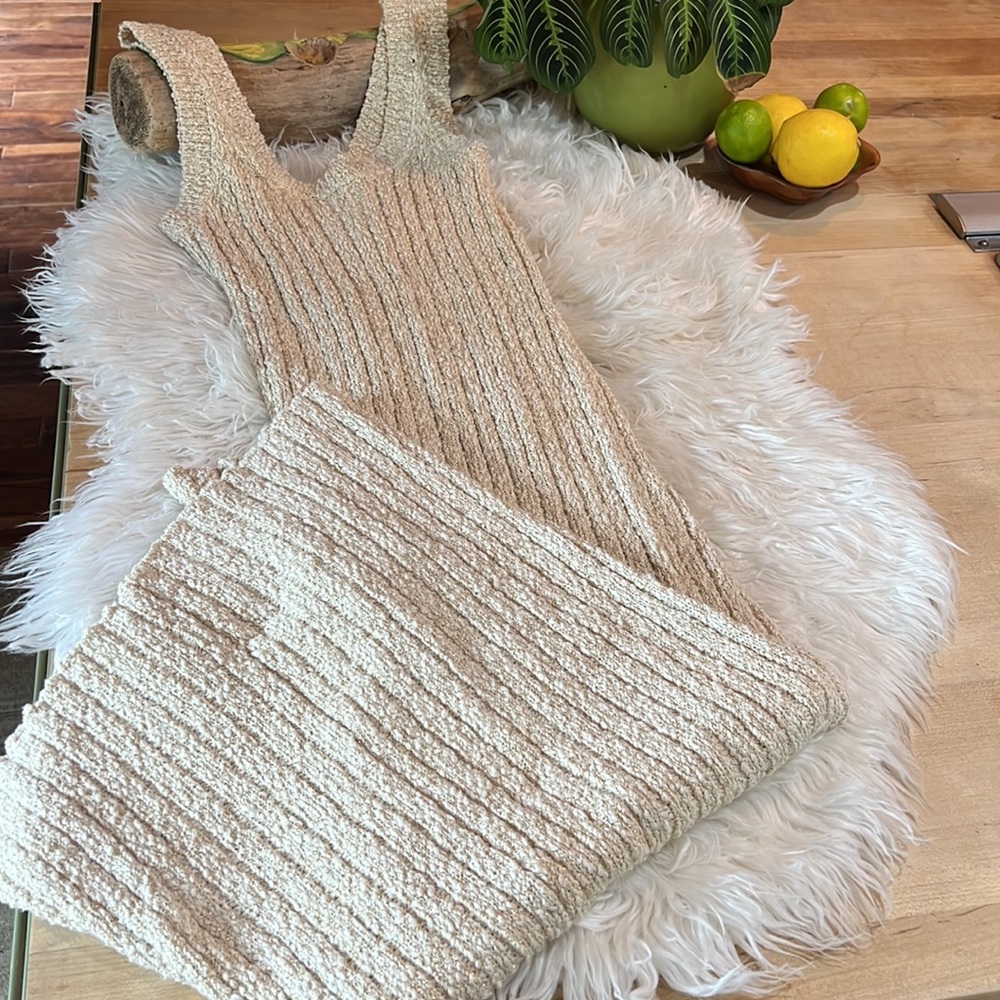 Gorgeous knit Lulus dress